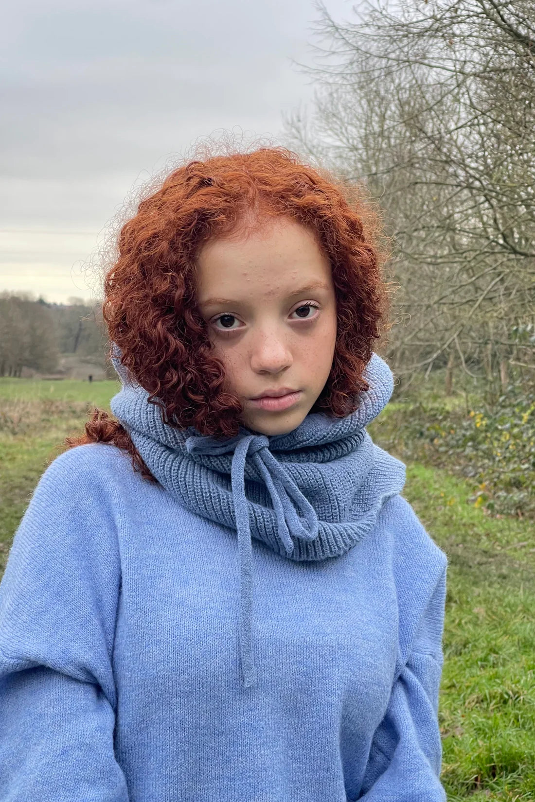 Øst Cashmere Hood Dusty Blue