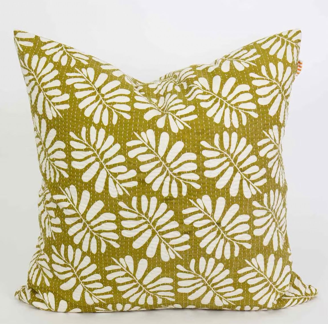 Leaf cushion 50x50 by A World of Craft