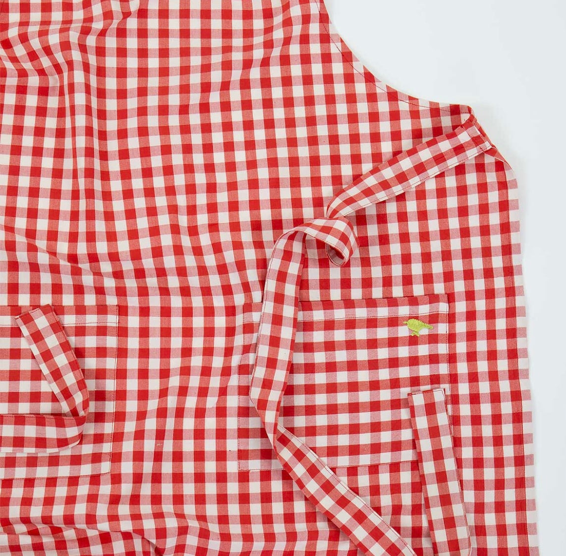 Maria organic cotton apron red