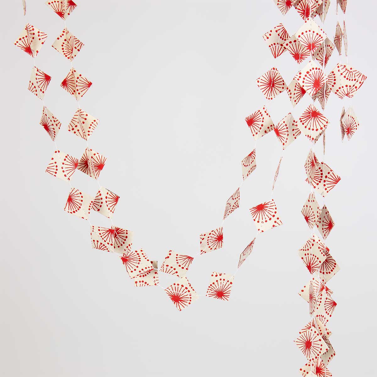 Peak Christmas Garland