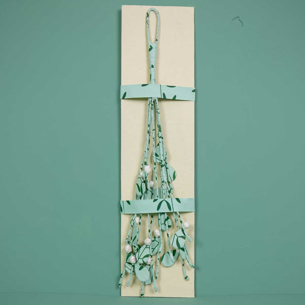 MISTLE PUSS Decoration