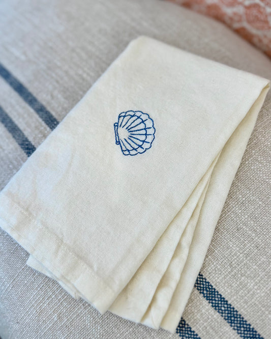 Scallop shell embroidered napkin