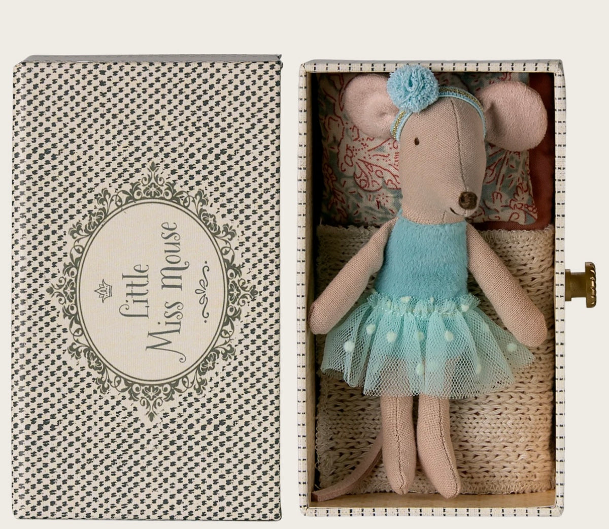 Dance mouse in daybed. Little sister. By Maileg