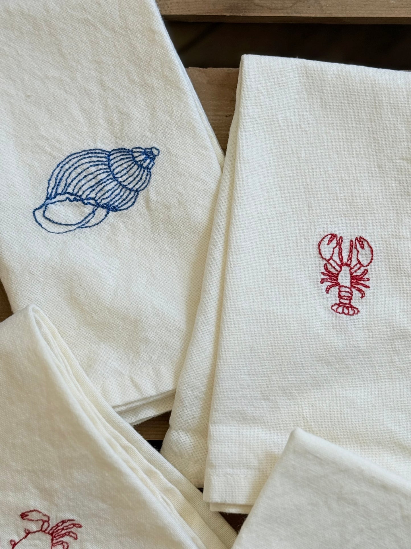 Lobster embroidered napkin-red