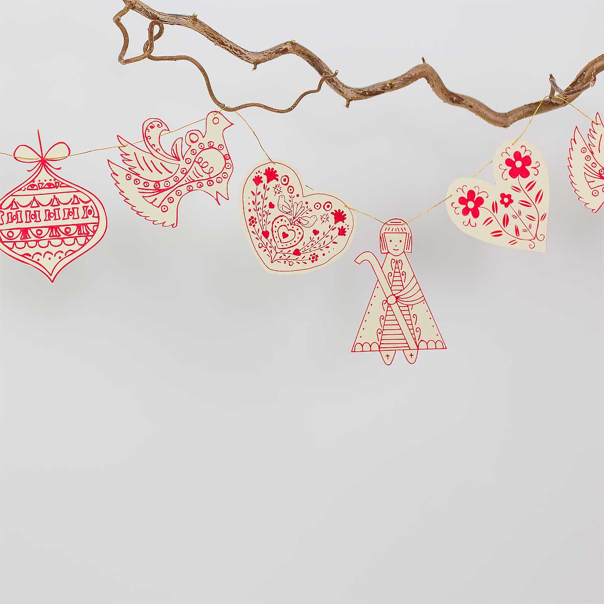 FOLKLORE Garland