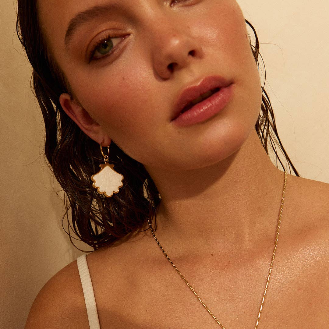 Clam Chowder Earrings White