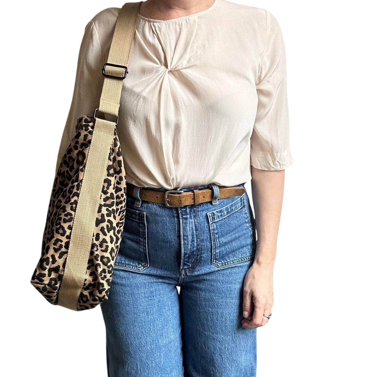 Portland messenger bag  - sand leopard print