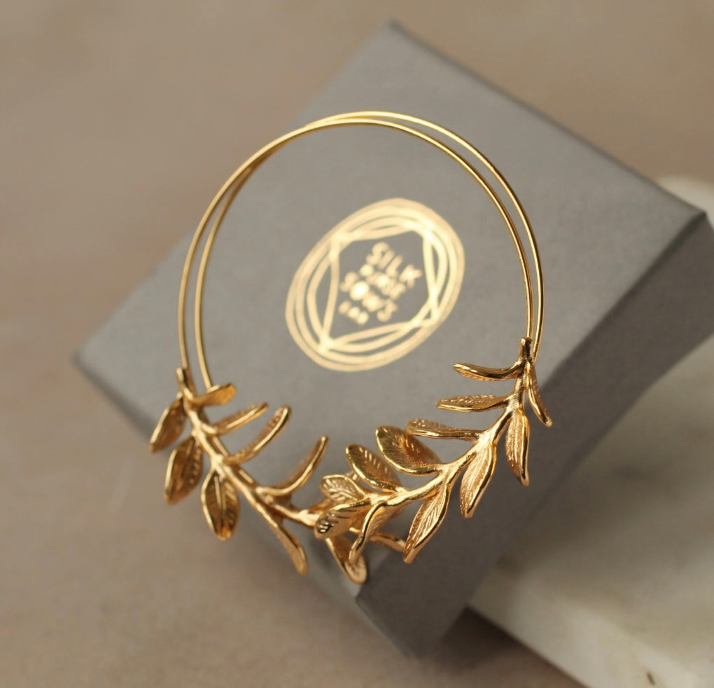 Botanical leaf hoops